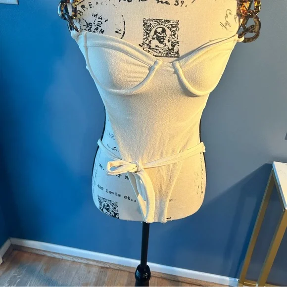 SAME Los Angeles animal print Chain One Piece (Faux Suede Cream) swimsuit - Picture 14 of 16